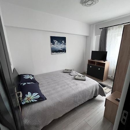 Victoria Apartment เมียร์คูรา-ชุค ภายนอก รูปภาพ