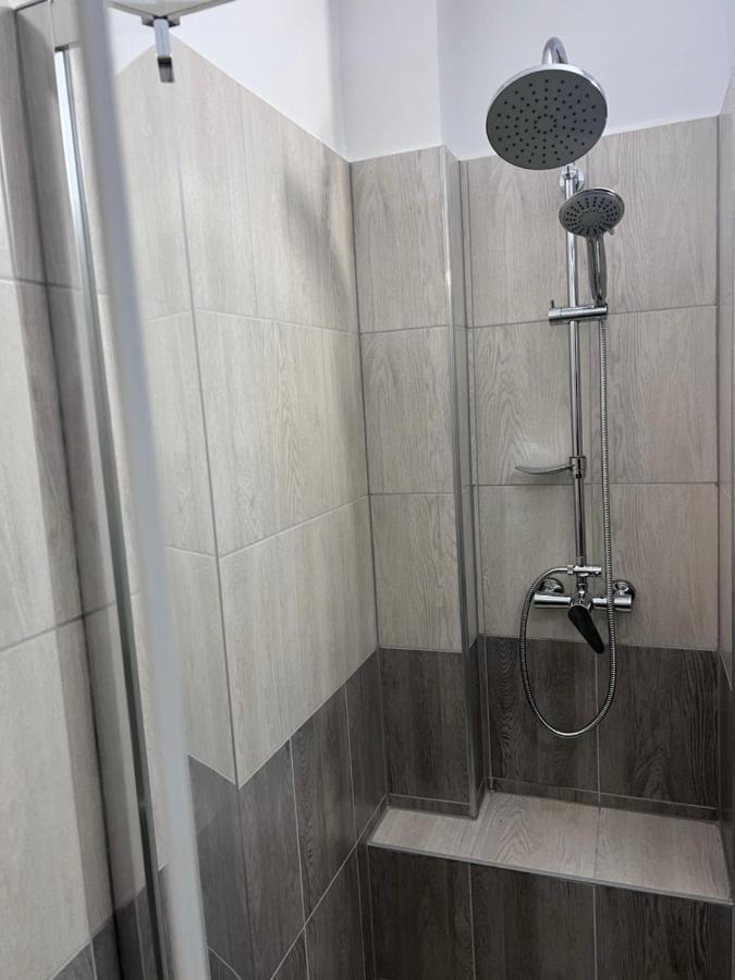 Victoria Apartment เมียร์คูรา-ชุค ภายนอก รูปภาพ